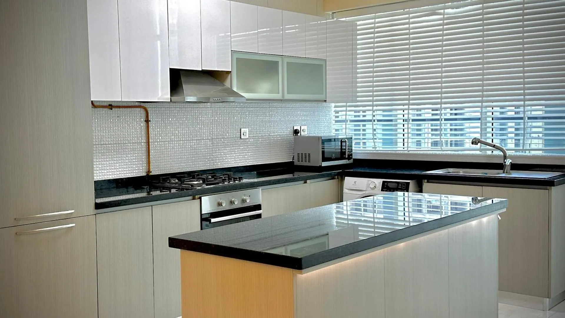 Charming 2Br Apartment In The Heart Of Business Bay By Bhavan Vacation Homes Dubai 0*,