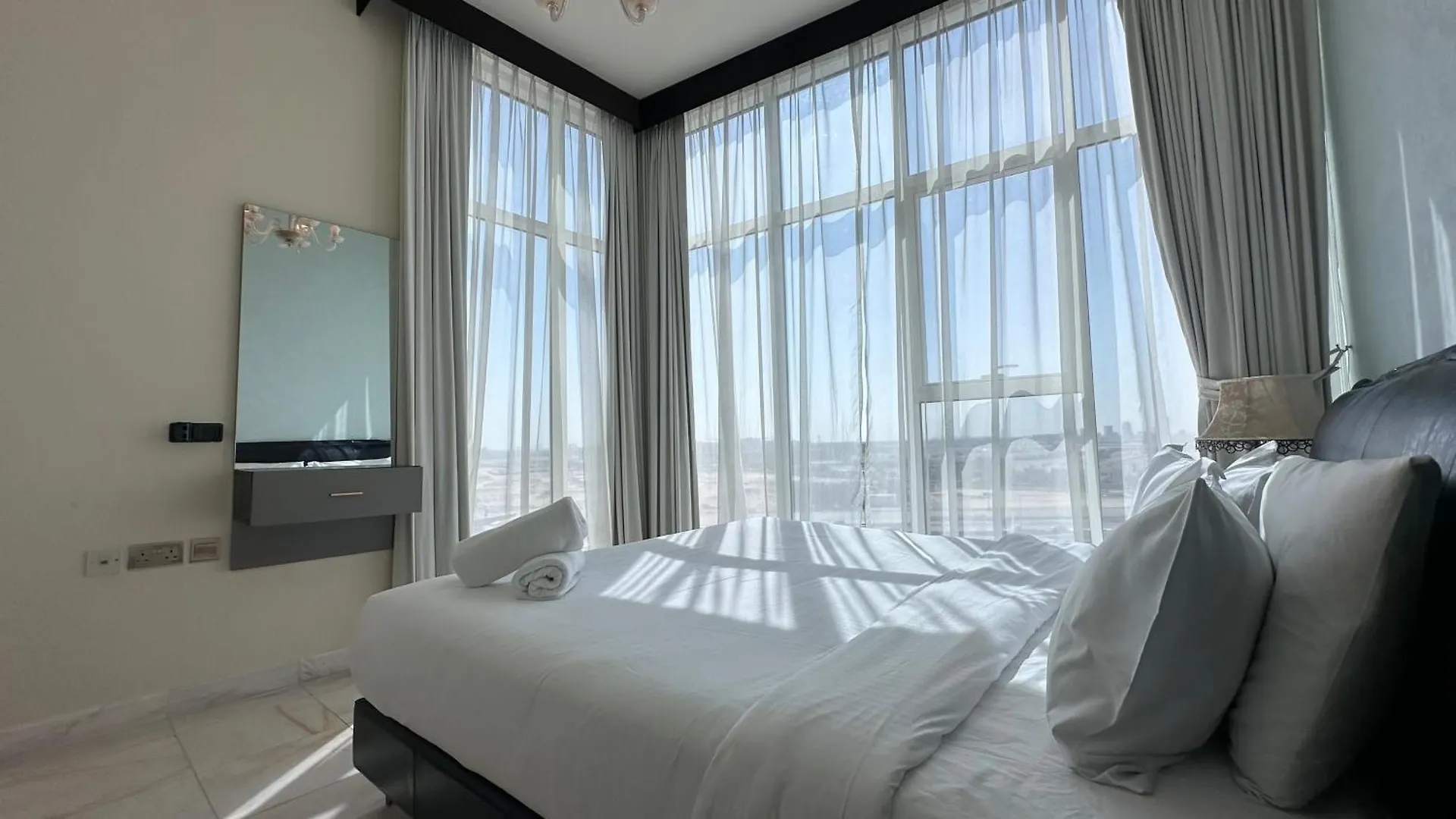 Charming 2Br Apartment In The Heart Of Business Bay By Bhavan Vacation Homes Dubai