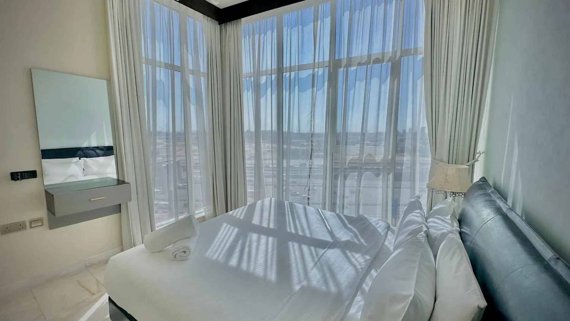 Charming 2Br Apartment In The Heart Of Business Bay By Bhavan Vacation Homes Dubai United Arab Emirates
