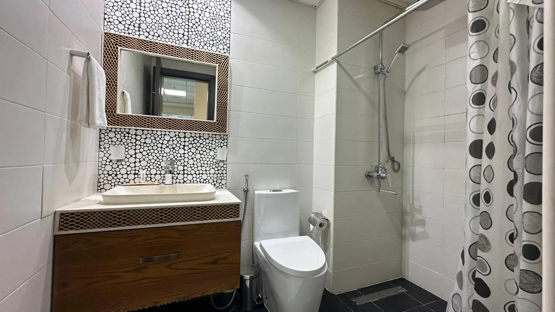 Charming 2Br Apartment In The Heart Of Business Bay By Bhavan Vacation Homes Dubai